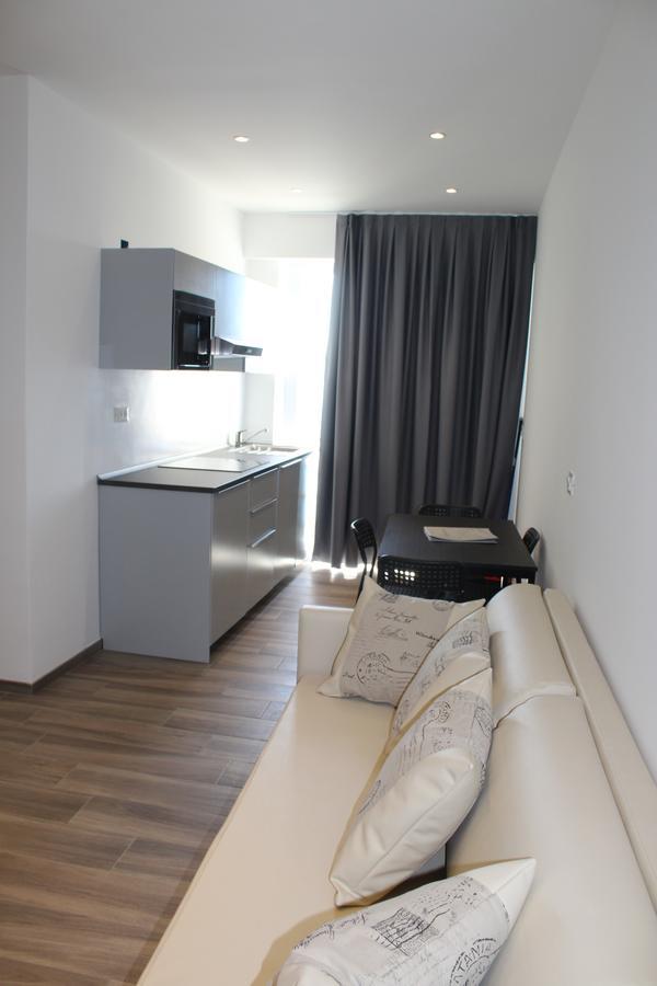 Residence Fanny Alassio Buitenkant foto